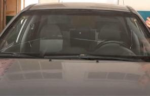Фото трещины лобового стекла